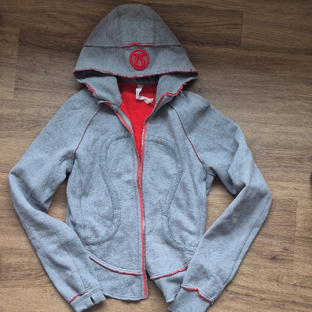 lululemon Gray Zip Up Size 8